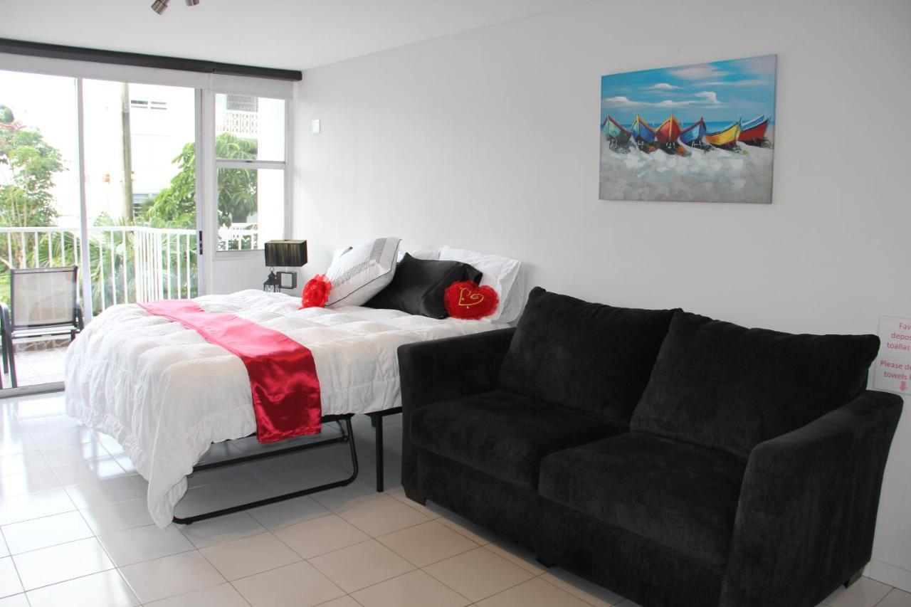 Hobie Oceanfront Apartment At Isla Verde ซานฮวน ภายนอก รูปภาพ