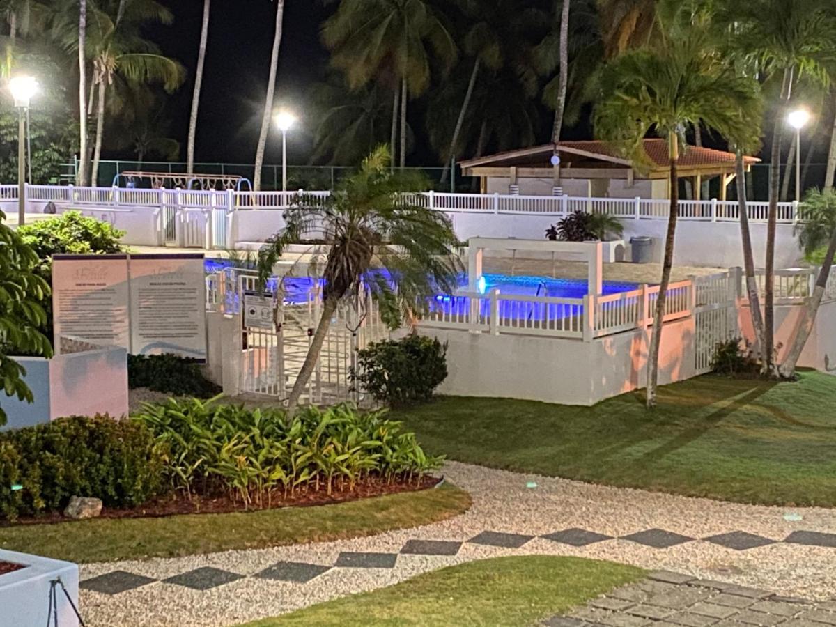 Hobie Oceanfront Apartment At Isla Verde ซานฮวน ภายนอก รูปภาพ