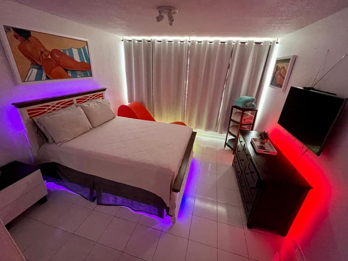 Hobie Oceanfront Apartment At Isla Verde ซานฮวน ภายนอก รูปภาพ