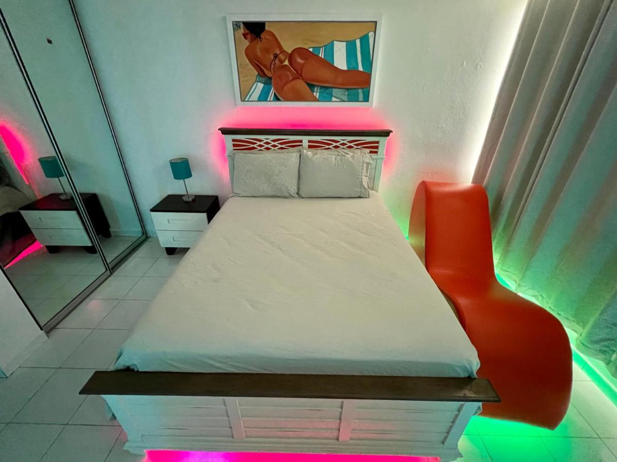 Hobie Oceanfront Apartment At Isla Verde ซานฮวน ภายนอก รูปภาพ