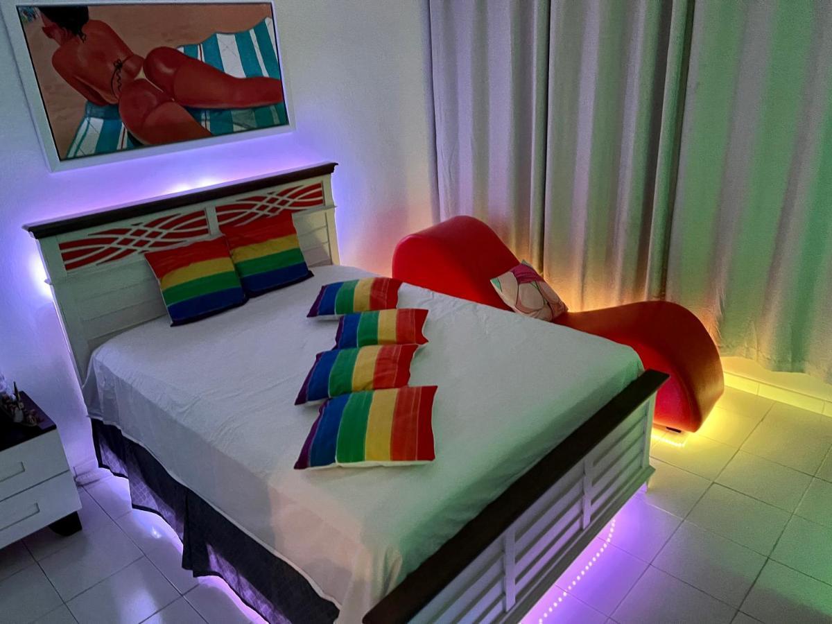 Hobie Oceanfront Apartment At Isla Verde ซานฮวน ภายนอก รูปภาพ