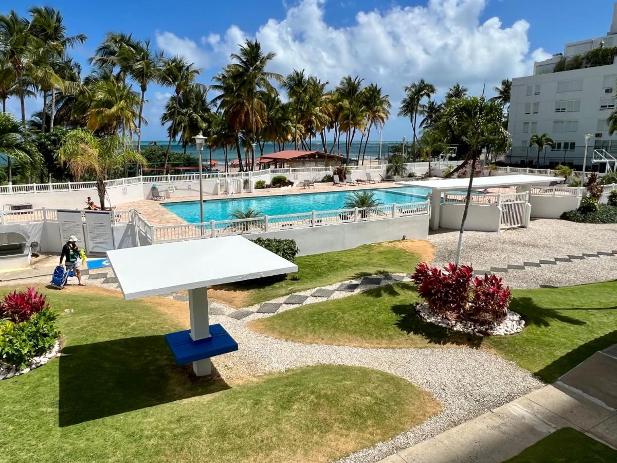 Hobie Oceanfront Apartment At Isla Verde ซานฮวน ภายนอก รูปภาพ